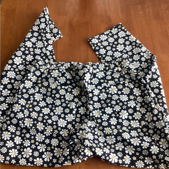 Big Bud Press Black and Yellow Floral Pencil Pants - Picture 4 of 4